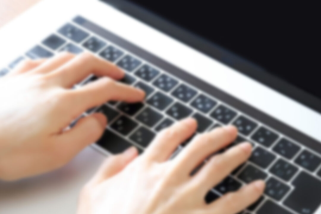 img-typing-bg-header